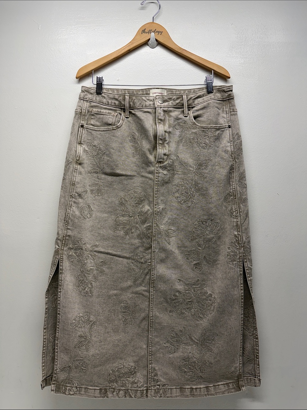Driftwood Svetlana Maxi Skirt Straight Mid Rise Denim Floral Beige Plus Size 32 - Picture 2 of 11